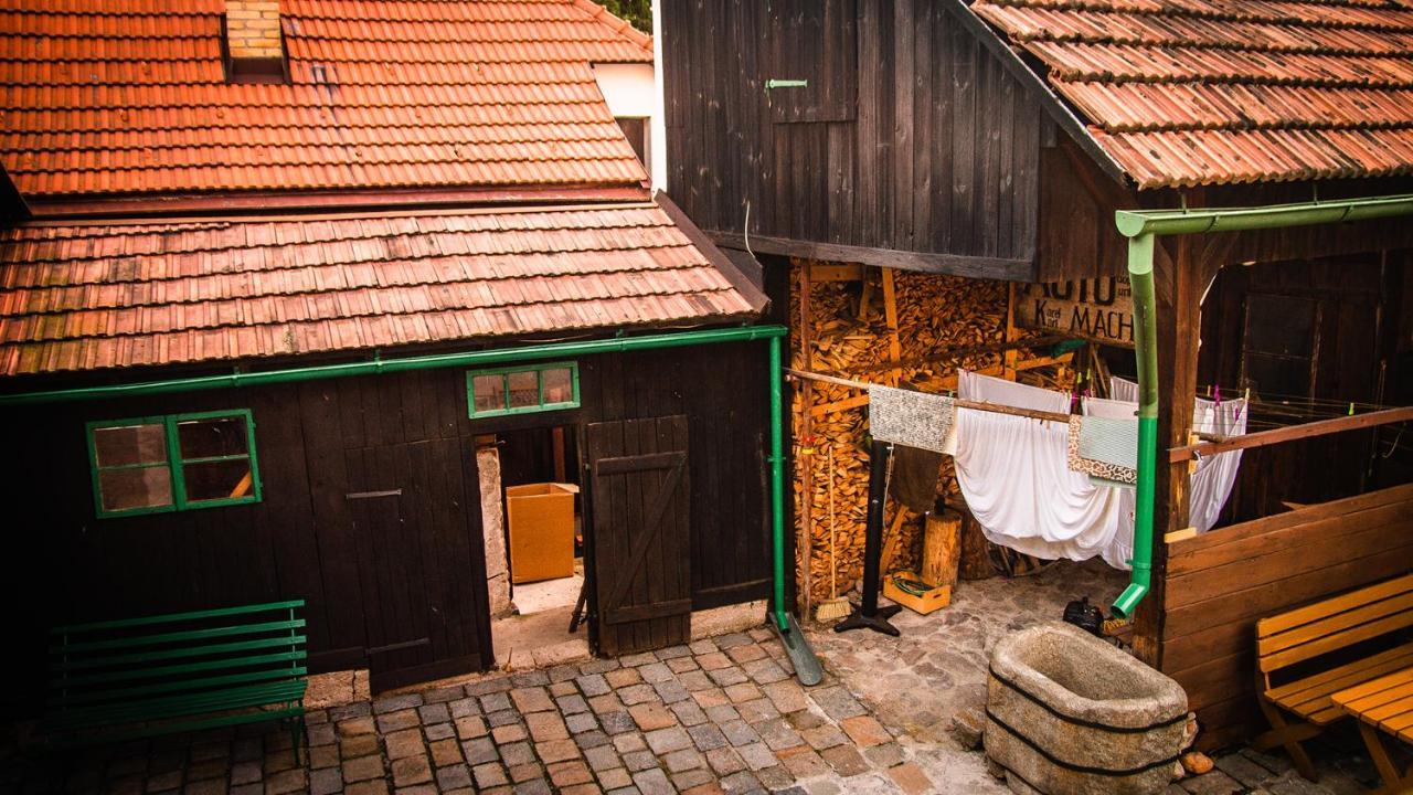 Penzion 1670 Нове-Гради Экстерьер фото